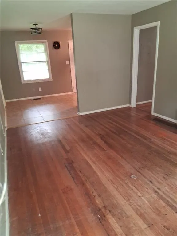 633 Currie Drive Forest Park, GA 30297