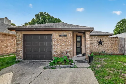 2519 Spring Dusk Lane