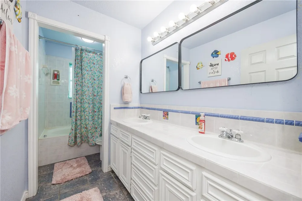 4812 County Road 38 Robstown, TX 78380