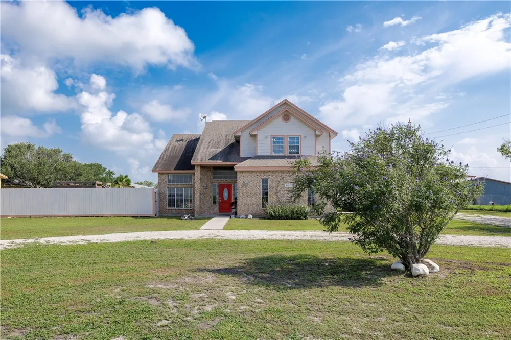 4812 County Road 38 Robstown, TX 78380