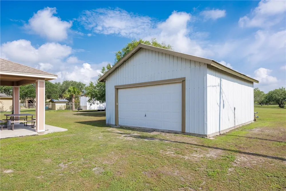 4812 County Road 38 Robstown, TX 78380