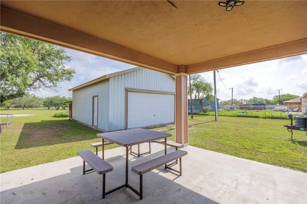 4812 County Road 38 Robstown, TX 78380