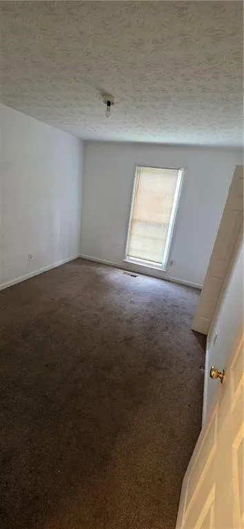 318 Brookstone Drive LaGrange, GA 30241