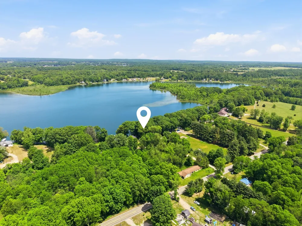 17812 Arnwine Drive Vandalia, MI 49095