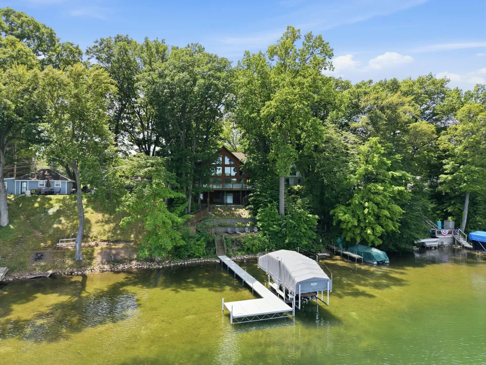 17812 Arnwine Drive Vandalia, MI 49095