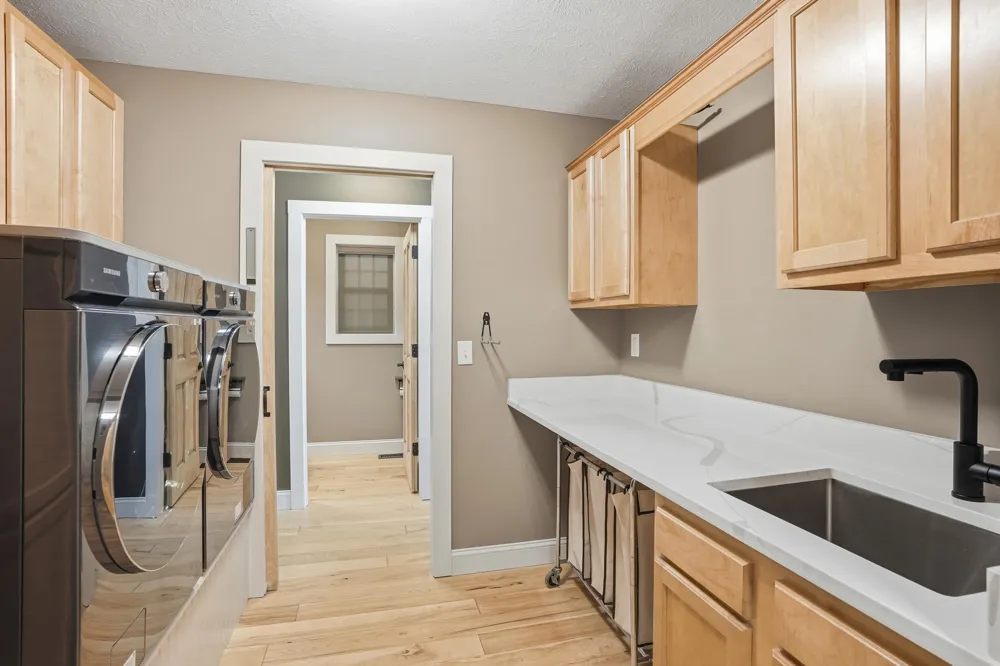 17812 Arnwine Drive Vandalia, MI 49095