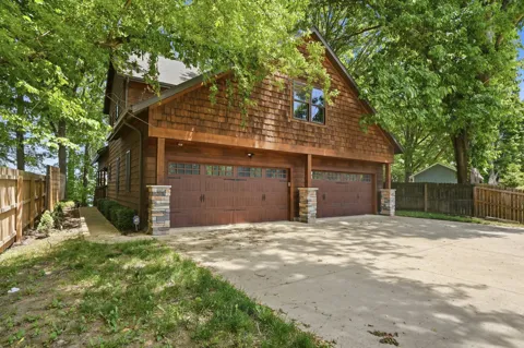 17812 Arnwine Drive