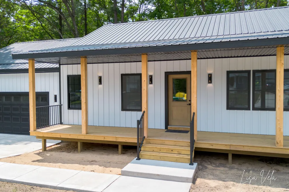 5527 E Samantha Lane Twin Lake, MI 49457