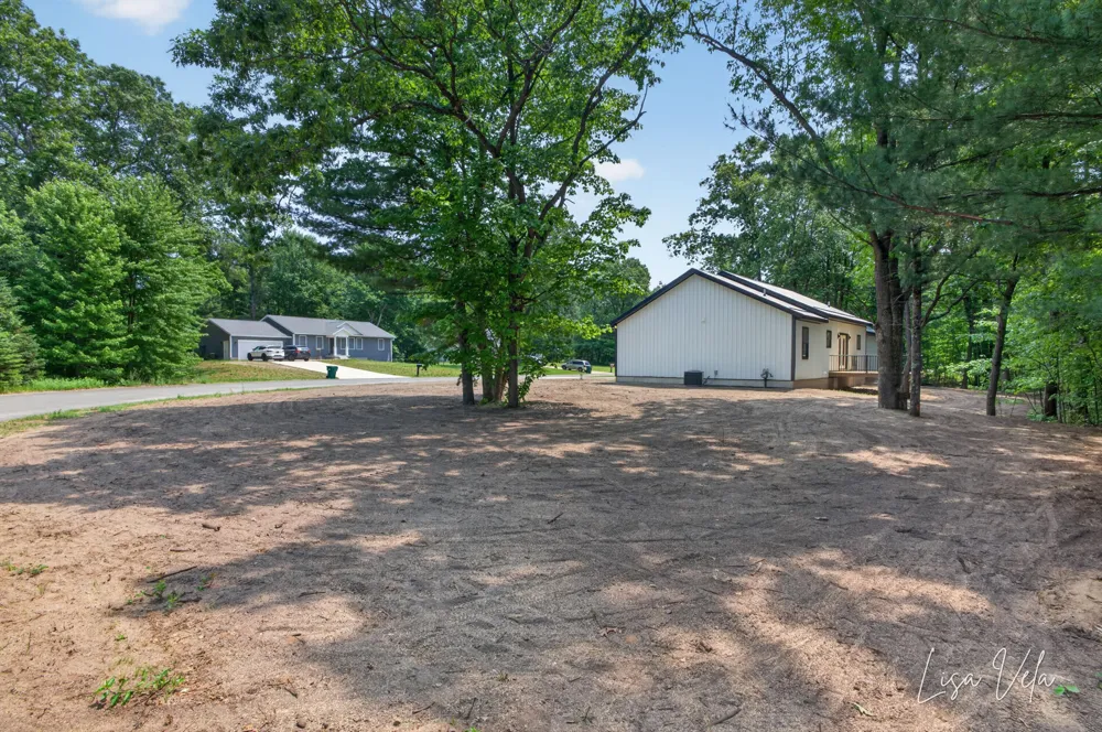 5527 E Samantha Lane Twin Lake, MI 49457