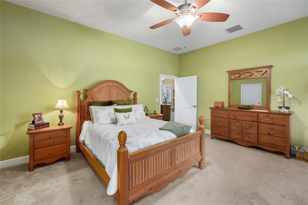 1097 SUGAR LOAF KEY LOOP Lady Lake, FL 32159