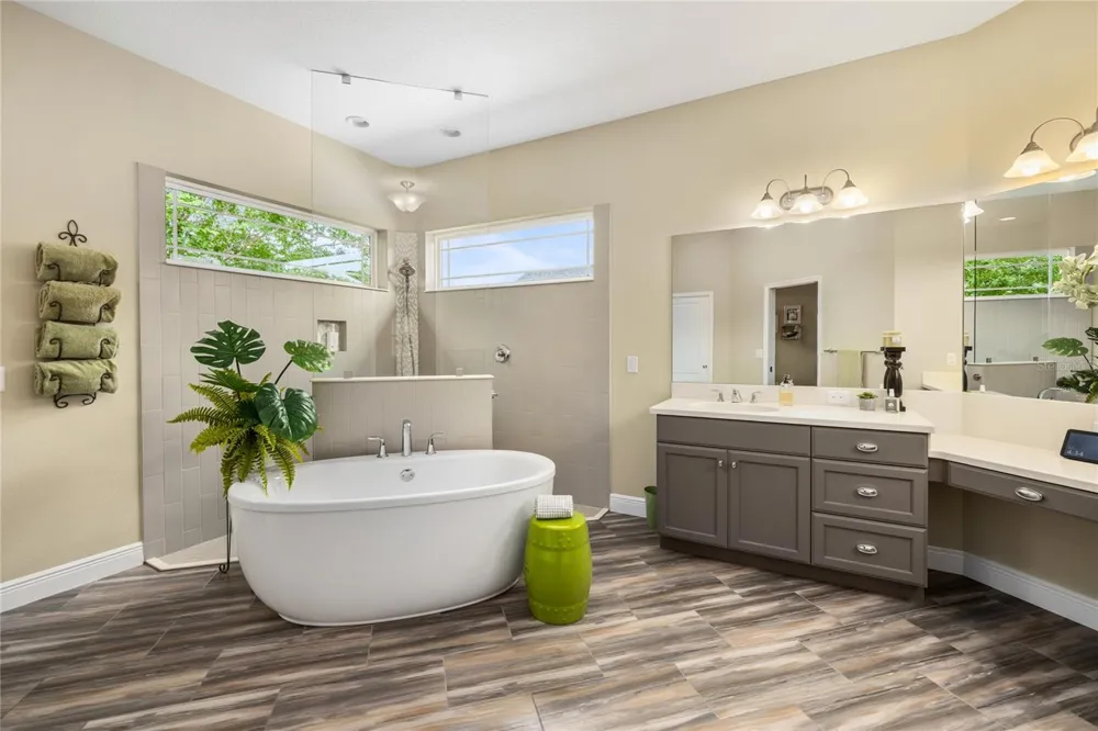 1097 SUGAR LOAF KEY LOOP Lady Lake, FL 32159