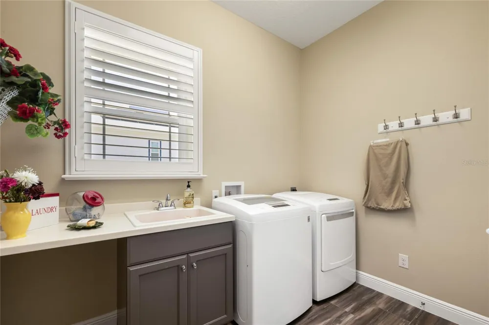 1097 SUGAR LOAF KEY LOOP Lady Lake, FL 32159
