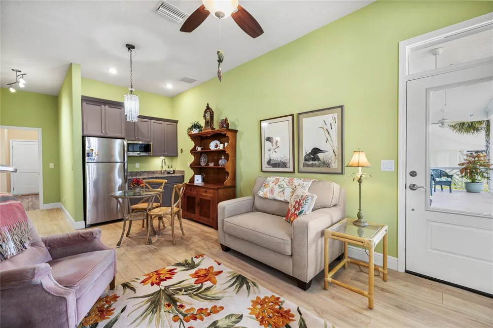1097 SUGAR LOAF KEY LOOP Lady Lake, FL 32159