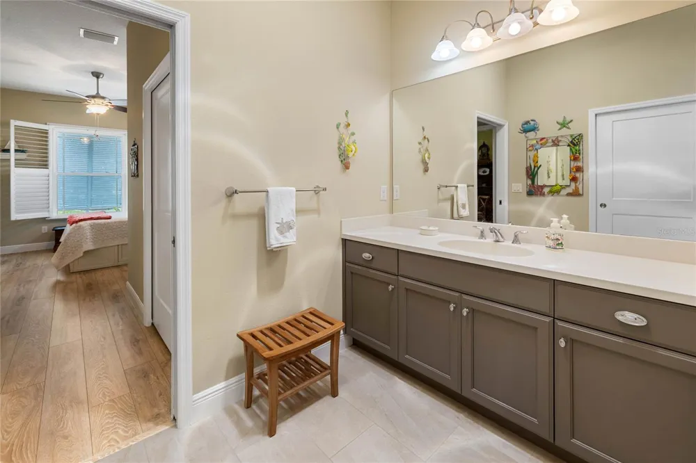 1097 SUGAR LOAF KEY LOOP Lady Lake, FL 32159