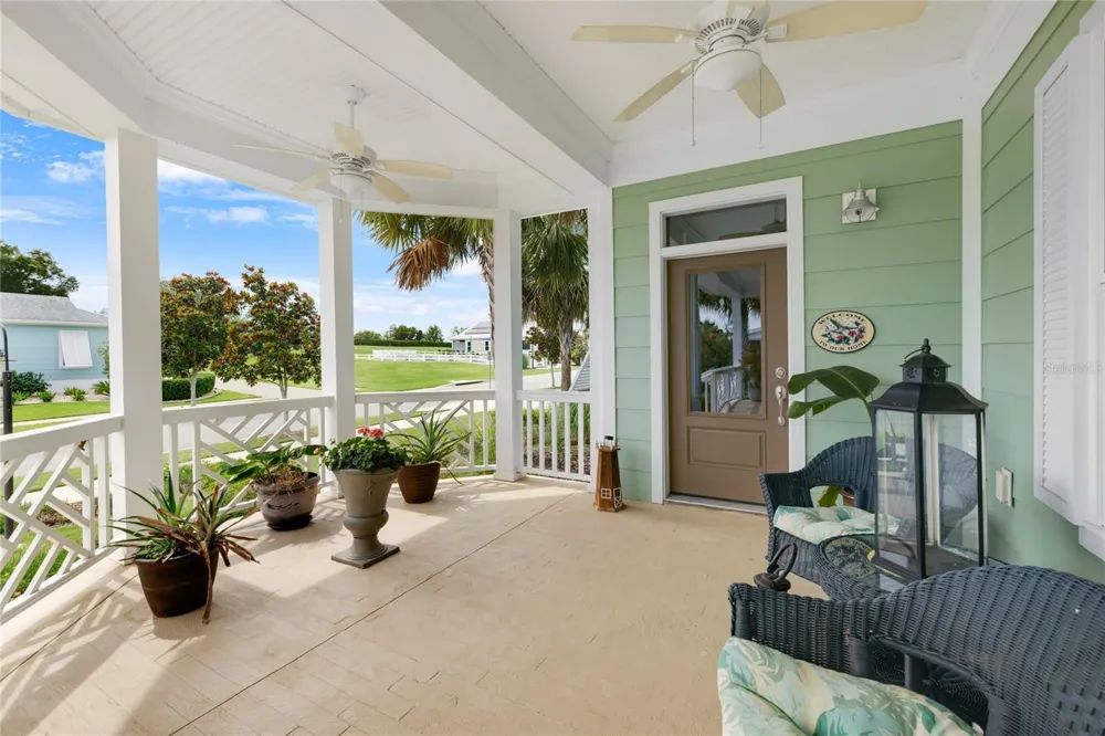 1097 SUGAR LOAF KEY LOOP Lady Lake, FL 32159