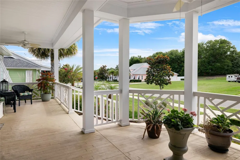 1097 SUGAR LOAF KEY LOOP Lady Lake, FL 32159