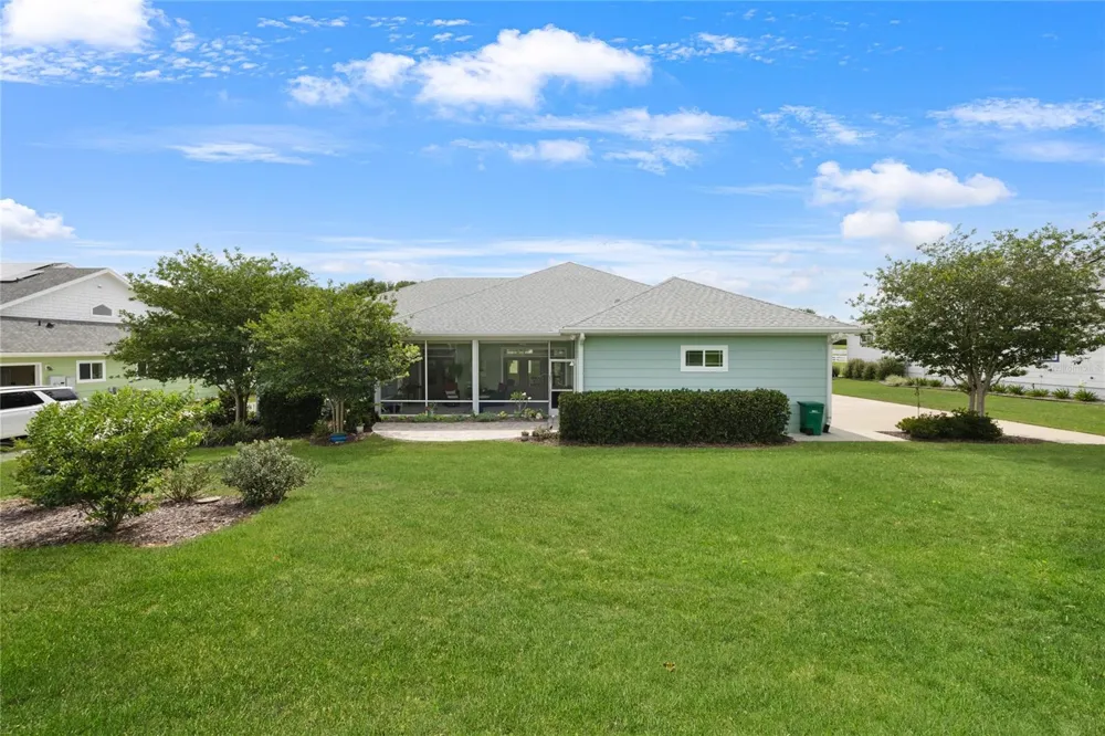 1097 SUGAR LOAF KEY LOOP Lady Lake, FL 32159