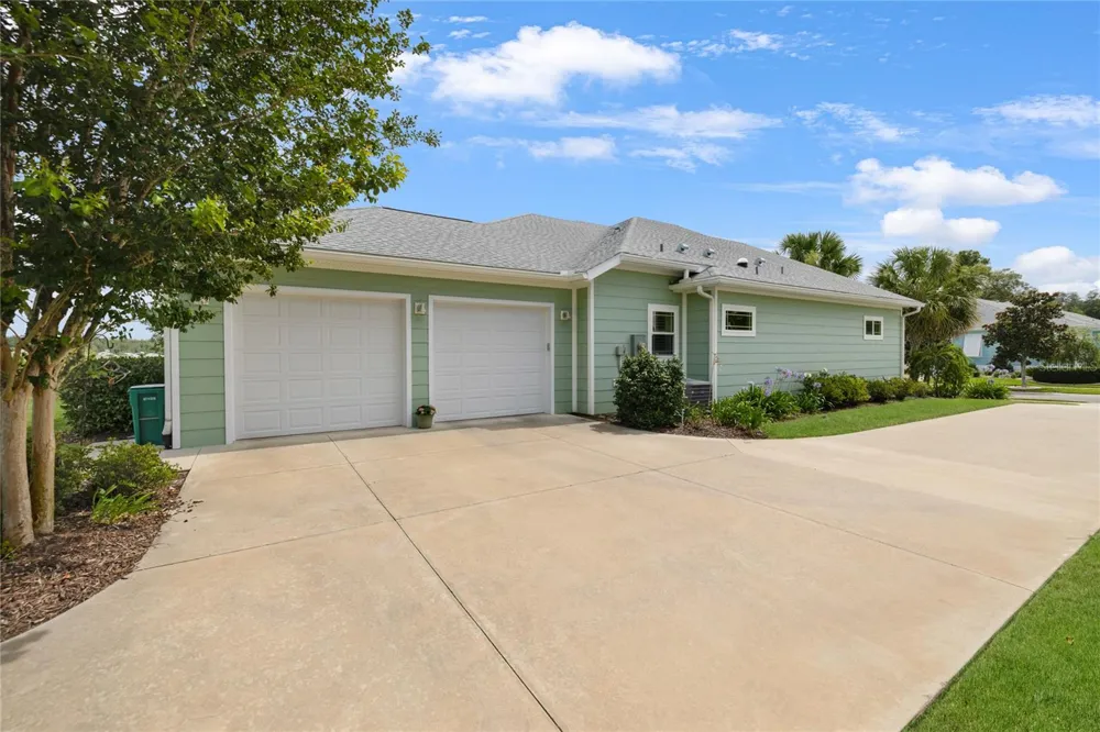 1097 SUGAR LOAF KEY LOOP Lady Lake, FL 32159