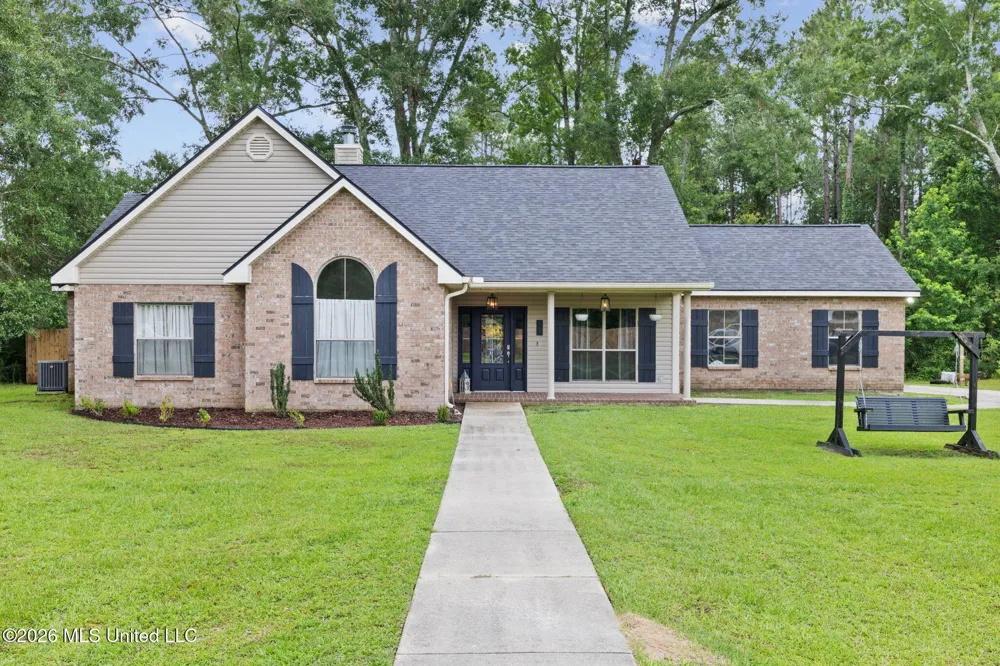 17 Mayhaw Drive Carriere, MS 39426
