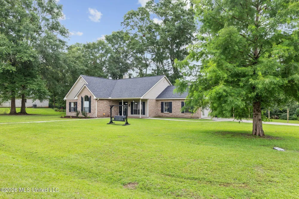 17 Mayhaw Drive Carriere, MS 39426