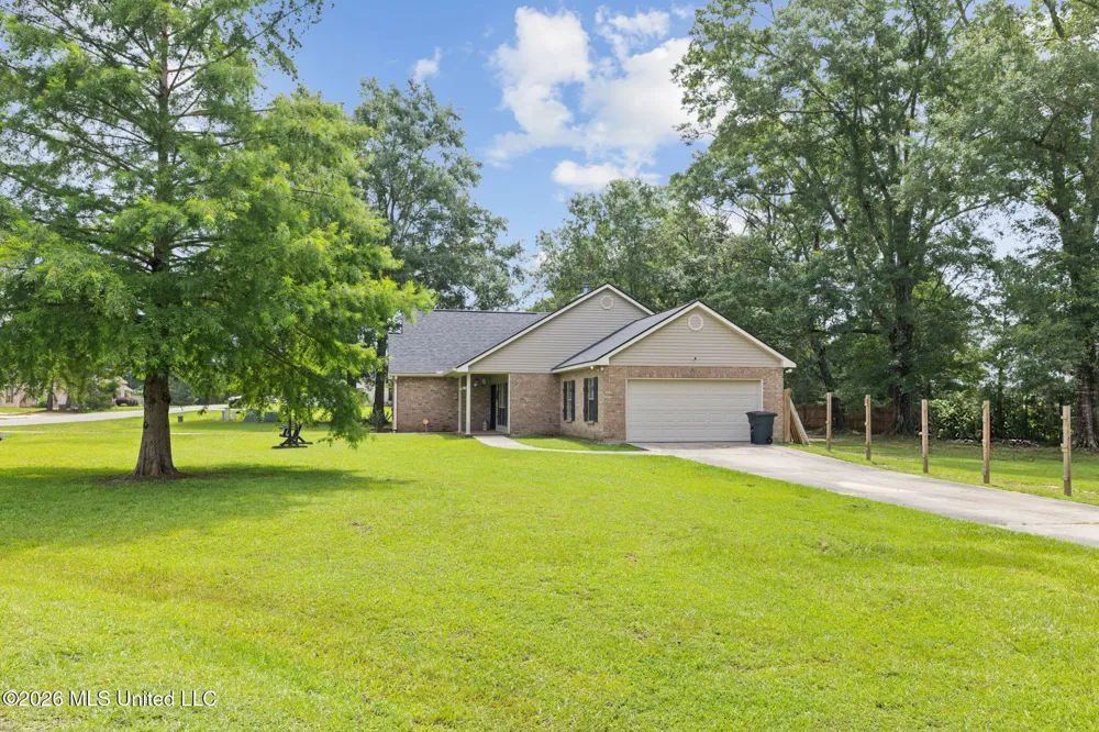 17 Mayhaw Drive Carriere, MS 39426