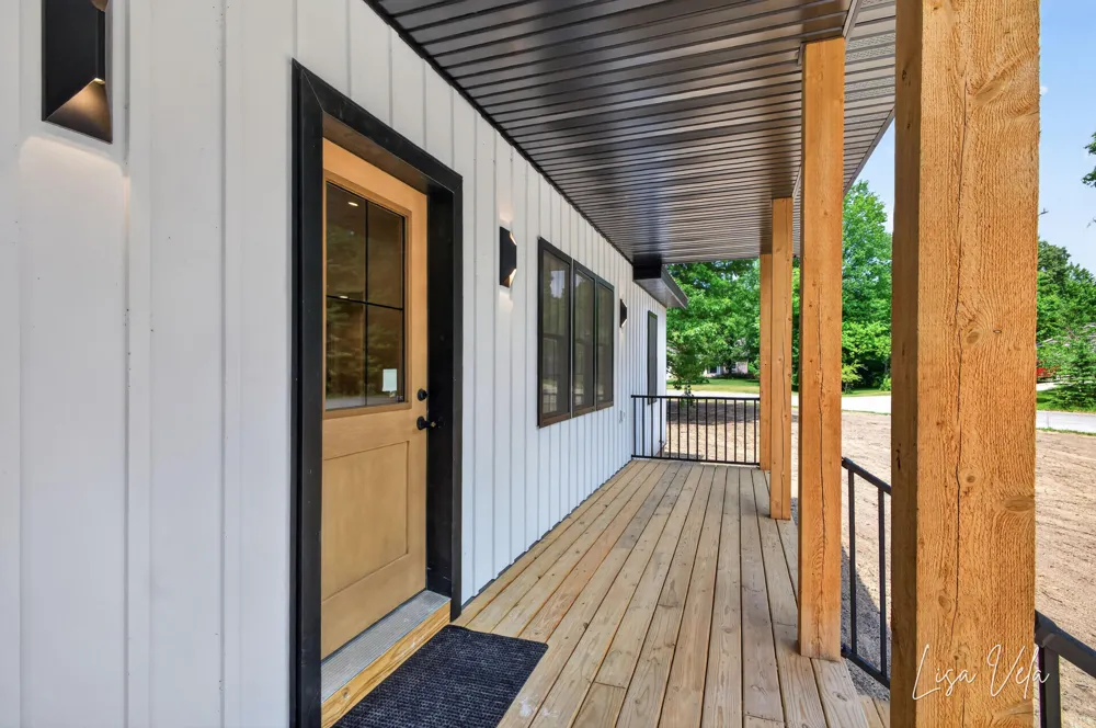 5527 E Samantha Lane Dalton Township, MI 49457