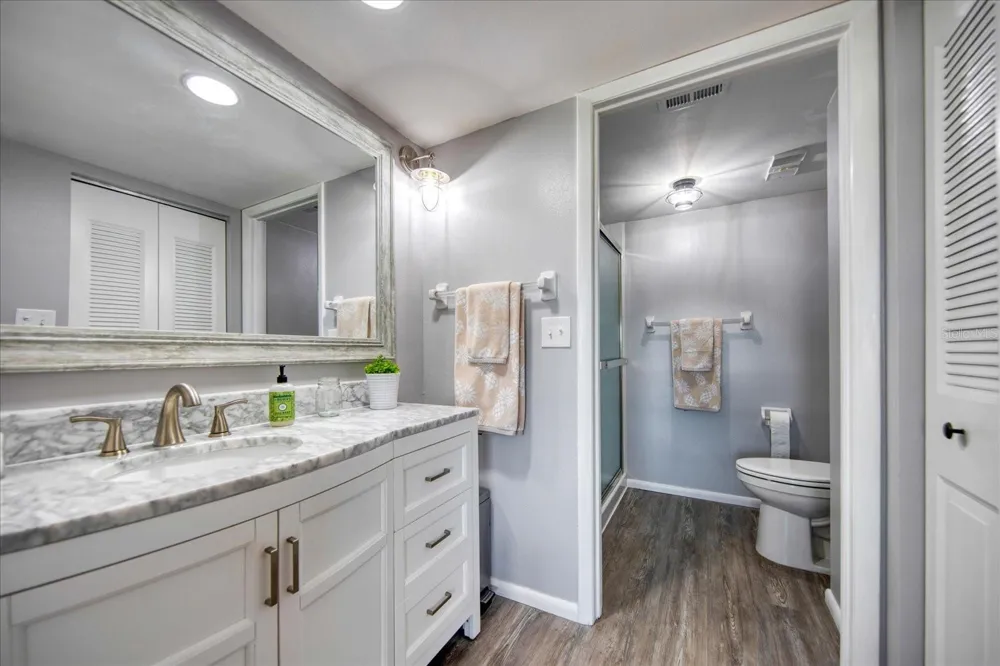 1324 PASADENA AVENUE S #201 South Pasadena, FL 33707