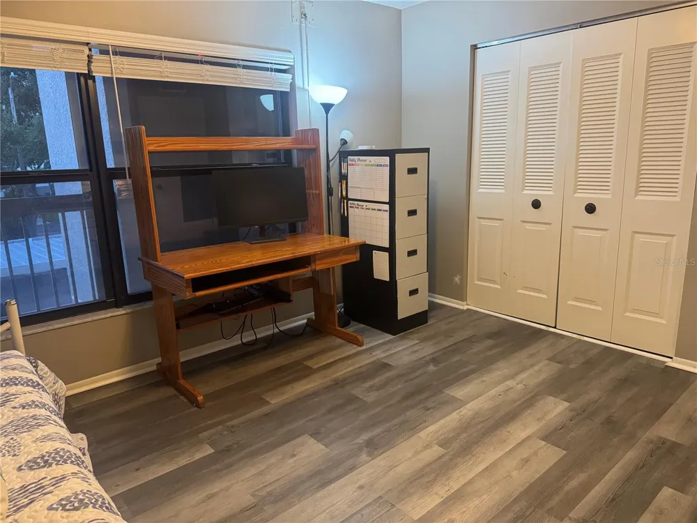 1324 PASADENA AVENUE S #201 South Pasadena, FL 33707