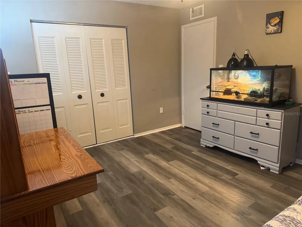 1324 PASADENA AVENUE S #201 South Pasadena, FL 33707