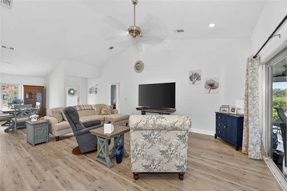 4101 POINCIANA DRIVE Indian Lake Estates, FL 33855