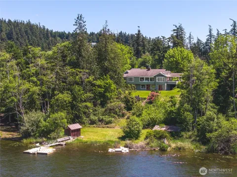 6067 S Campbell Lake Road