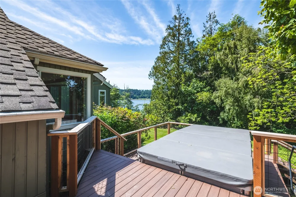 6067 S Campbell Lake Road Anacortes, WA 98221