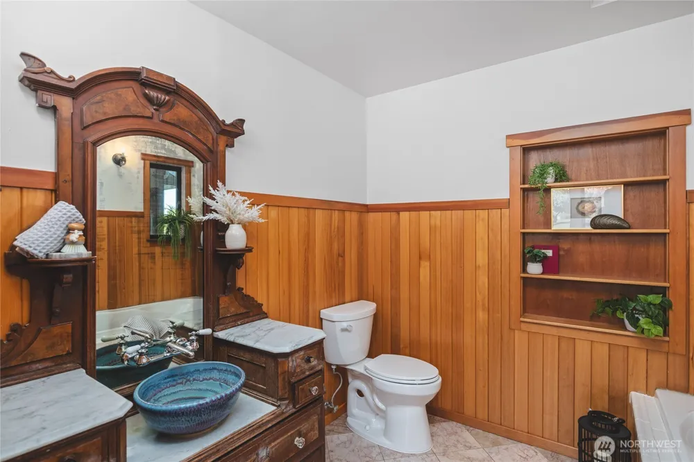 6067 S Campbell Lake Road Anacortes, WA 98221
