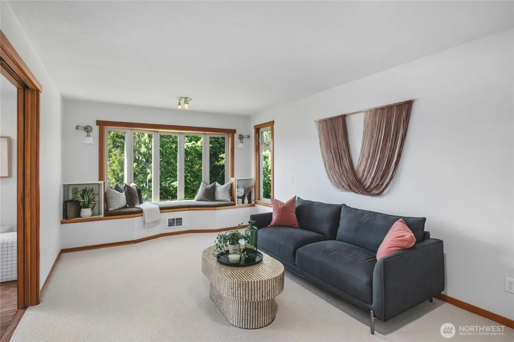 6067 S Campbell Lake Road Anacortes, WA 98221