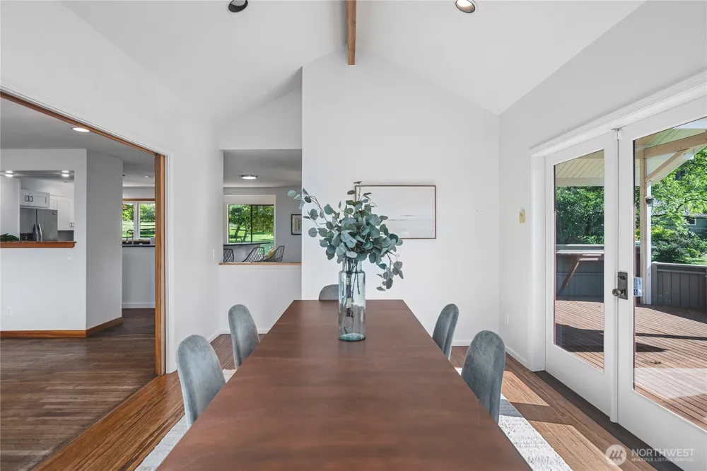 6067 S Campbell Lake Road Anacortes, WA 98221
