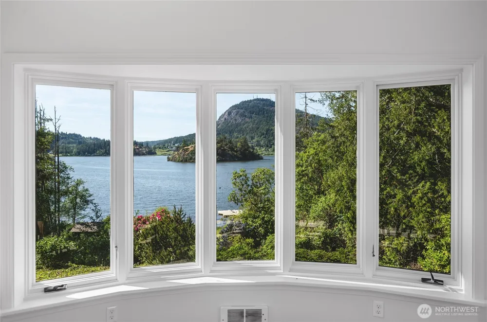 6067 S Campbell Lake Road Anacortes, WA 98221