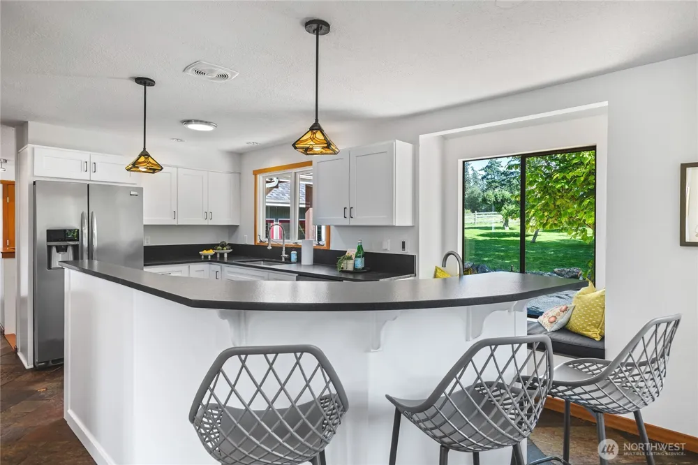 6067 S Campbell Lake Road Anacortes, WA 98221