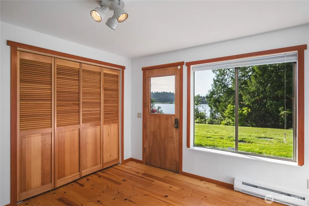 6067 S Campbell Lake Road Anacortes, WA 98221