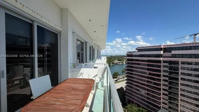 5161 Collins Ave #1702 Miami Beach, FL 33140