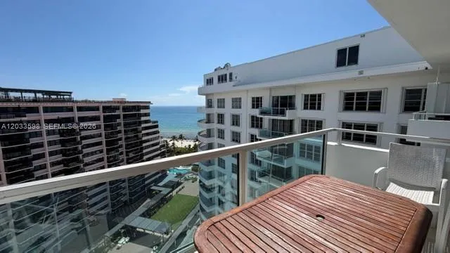 5161 Collins Ave #1702 Miami Beach, FL 33140