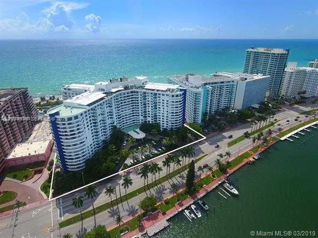5161 Collins Ave #1702 Miami Beach, FL 33140