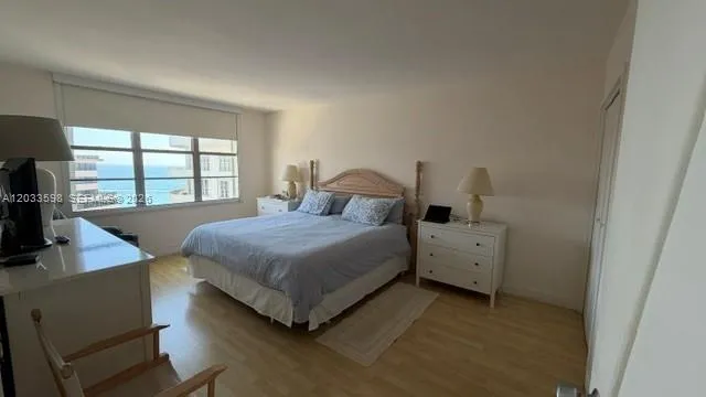 5161 Collins Ave #1702 Miami Beach, FL 33140