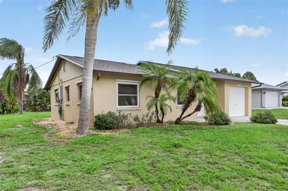 10136 PEACH AVENUE Englewood, FL 34224