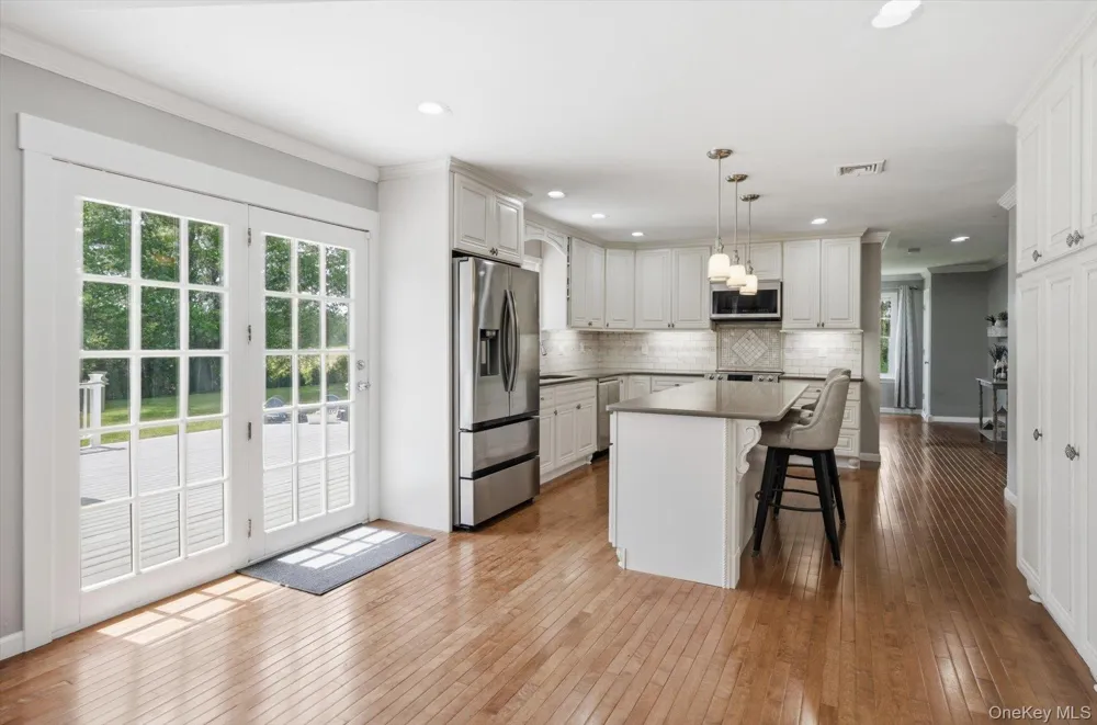 117 Southfield Road Baiting Hollow, NY 11933