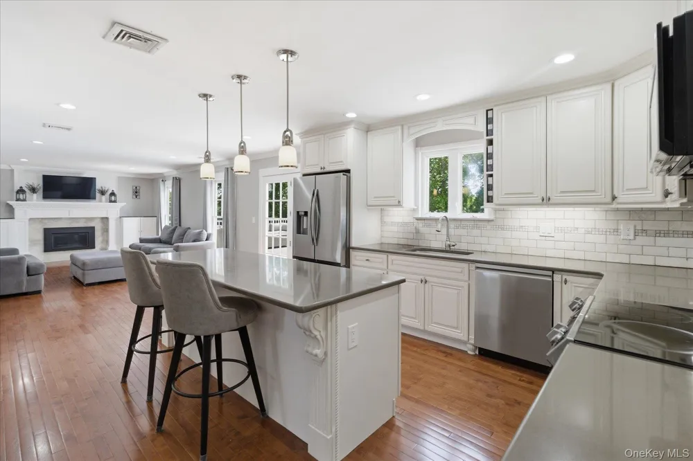 117 Southfield Road Baiting Hollow, NY 11933