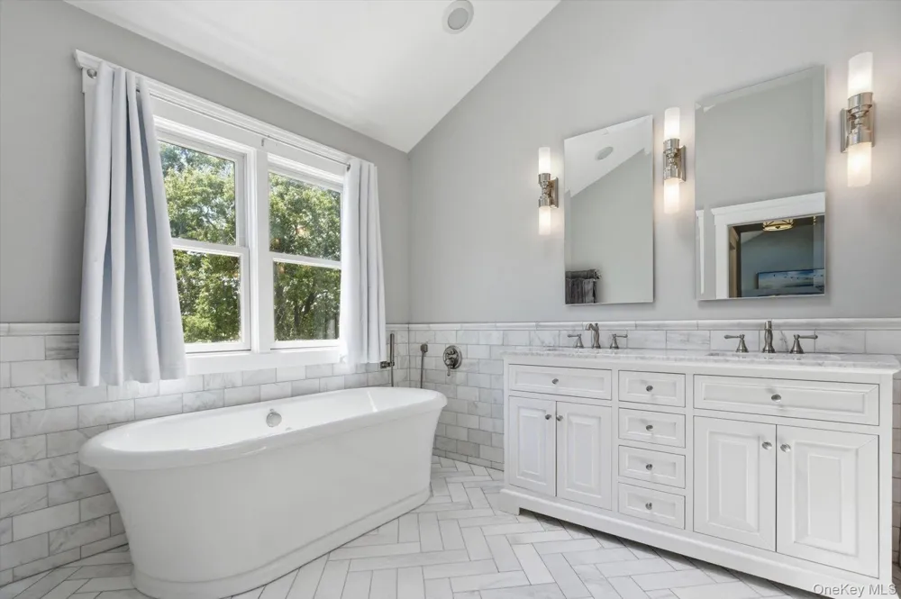 117 Southfield Road Baiting Hollow, NY 11933