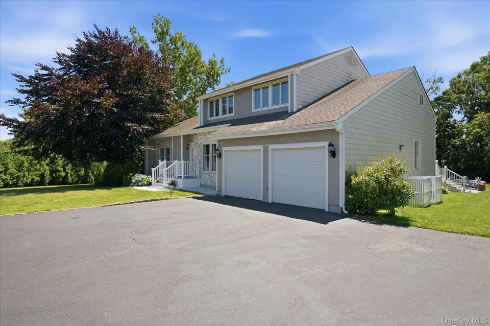 117 Southfield Road Baiting Hollow, NY 11933