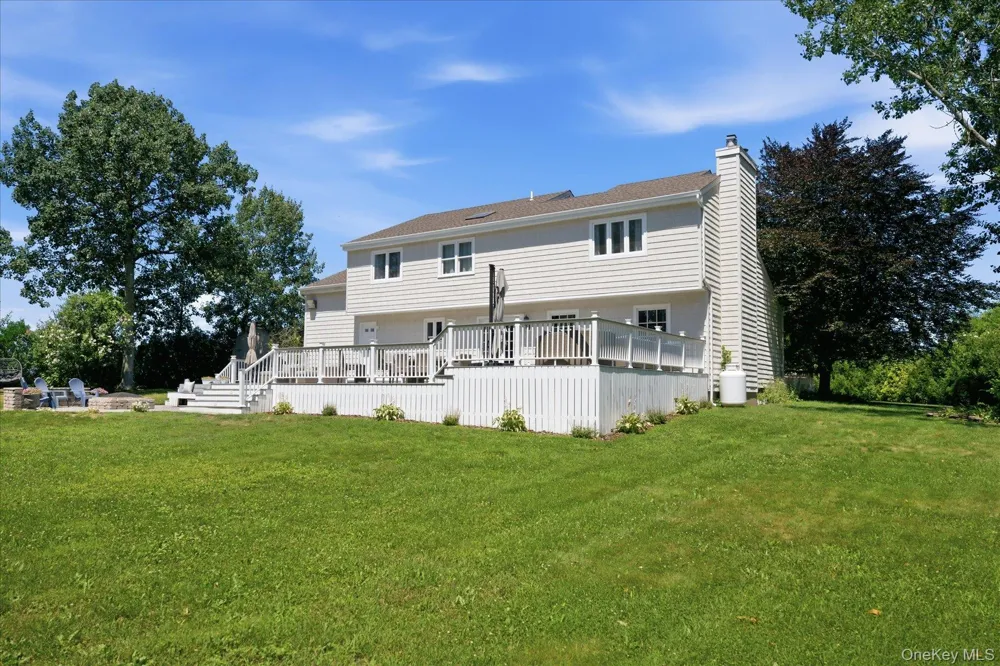 117 Southfield Road Baiting Hollow, NY 11933