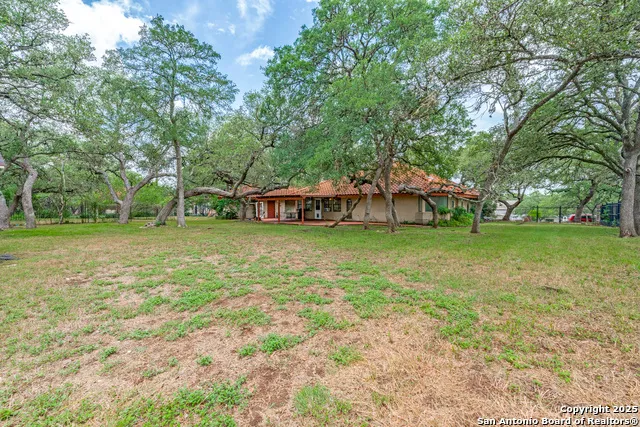8470 Park Lane Dr San Antonio, TX 78266