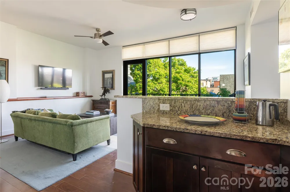 60 unit #302 Market Street Asheville, NC 28801